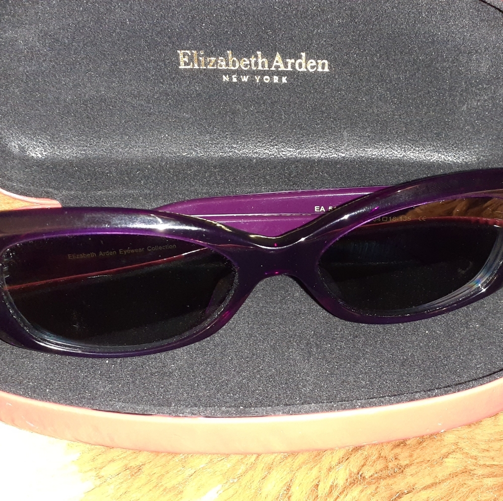 Eyeglass frames